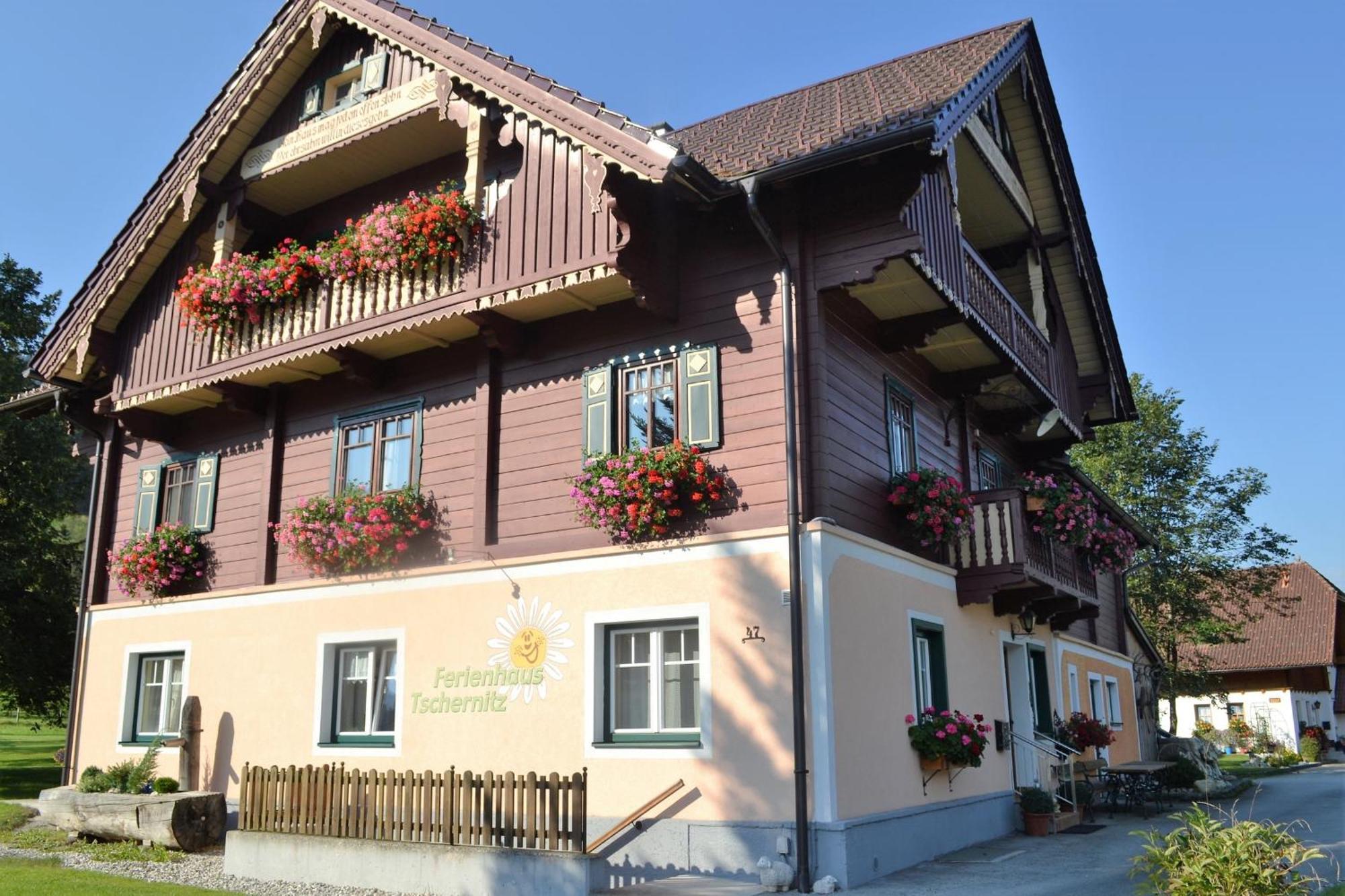 Вилла Charming House In Pruggern, Mountain View Экстерьер фото