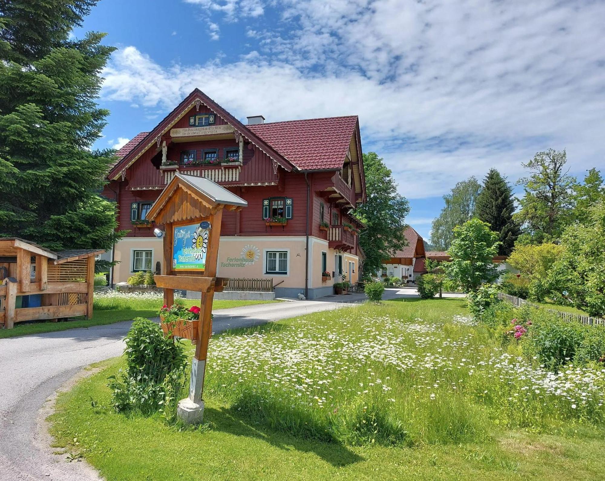 Вилла Charming House In Pruggern, Mountain View Экстерьер фото